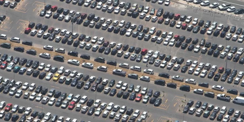 Governo de Minas anuncia leilão de veículos oficiais em setembro