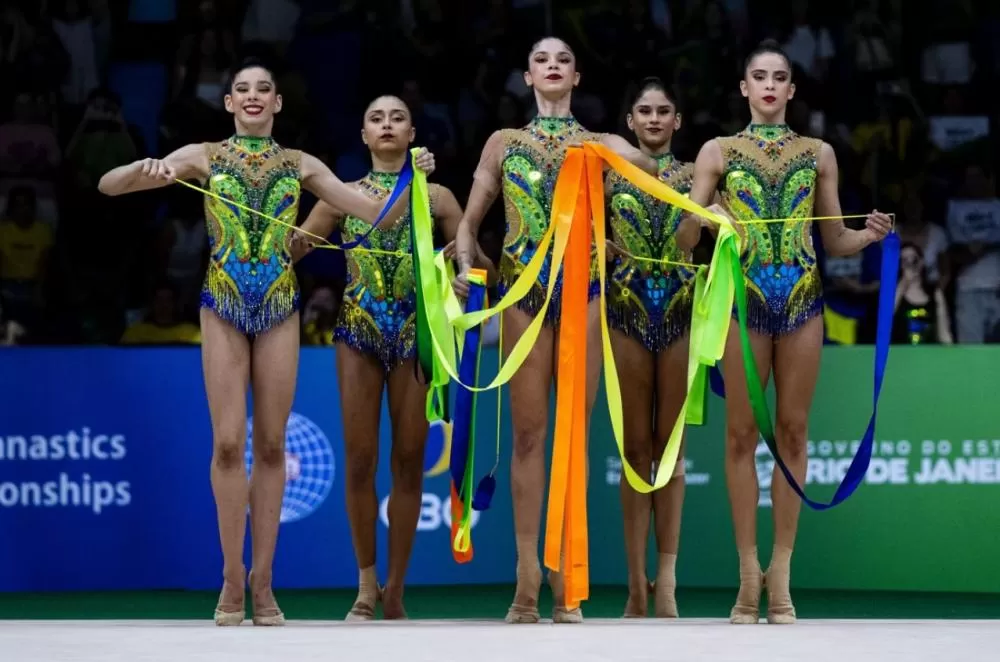 Seleção brasileira faz história e conquista a primeira medalha na ginástica rítmica