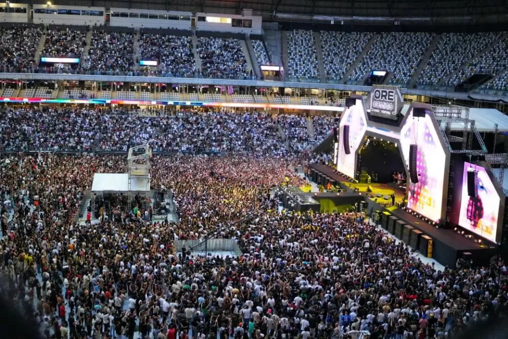 Ore Comigo Music Festival leva 50 mil pessoas à Arena MRV e arrecada 30 toneladas de alimentos