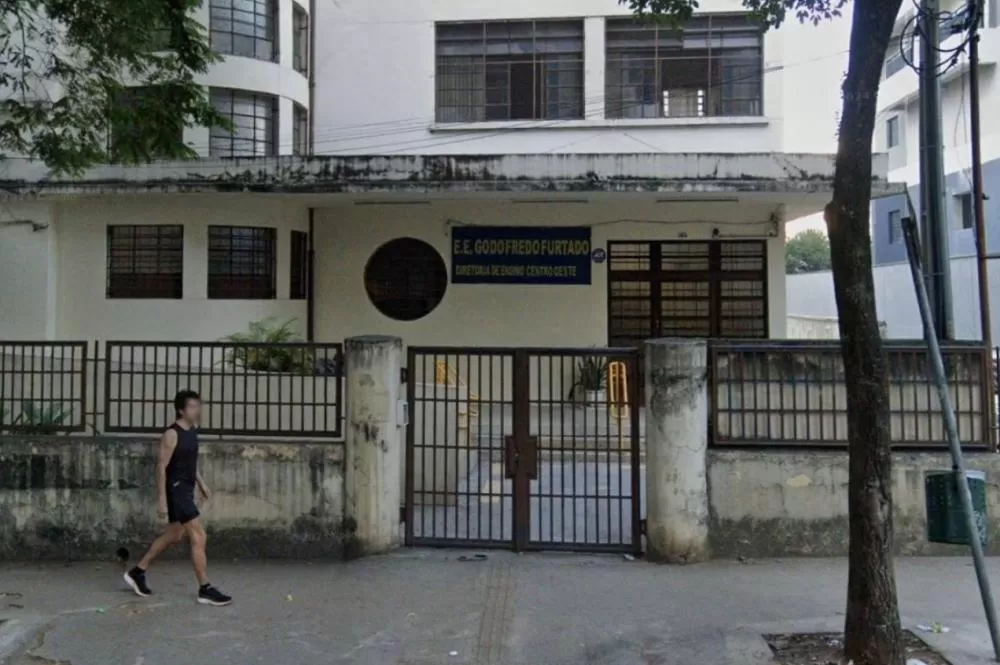 Escola em São Paulo registra casos de apologia ao nazismo e uso de arma falsa