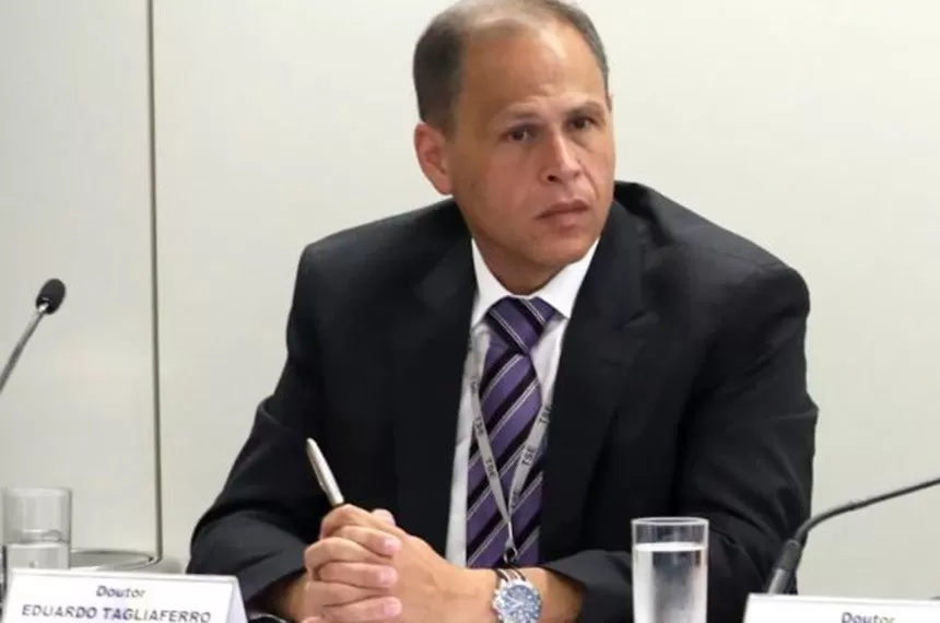 Tagliaferro denuncia suposta alteração de relatório da PF em caso ligado a Bolsonaro