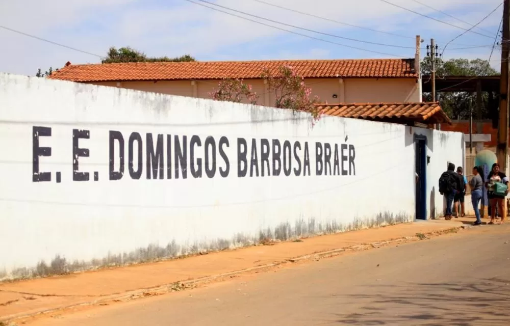 Mais de 500 escolas estaduais em Minas enfrentam falta de saneamento básico
