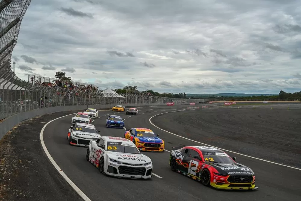 NASCAR Brasil realiza primeira prova em circuito oval em Curvelo