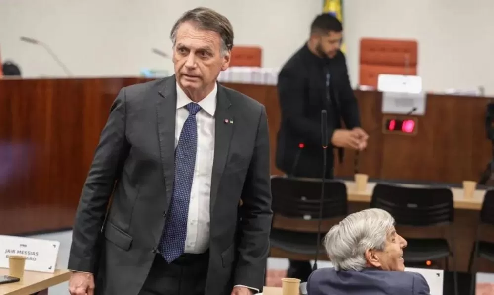 Condenação na trama golpista pode manter Bolsonaro fora das eleições até 2060