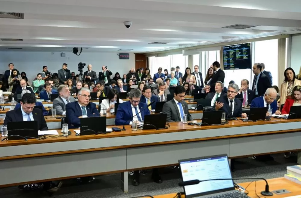 Senado rejeita por unanimidade PEC da Blindagem e proposta perde força após aprovação na Câmara