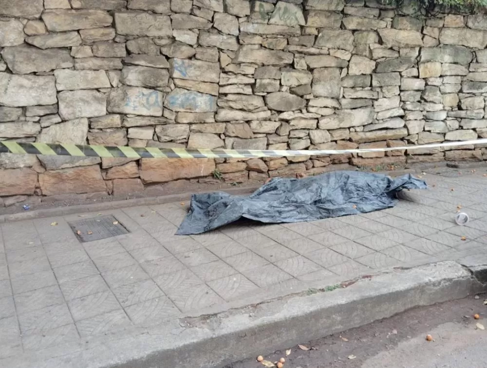 Homem morre após ser jogado de ônibus durante briga em Belo Horizonte