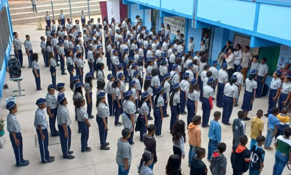 Santa Luzia sanciona lei que cria Escola Cívico-Militar na rede municipal de ensino