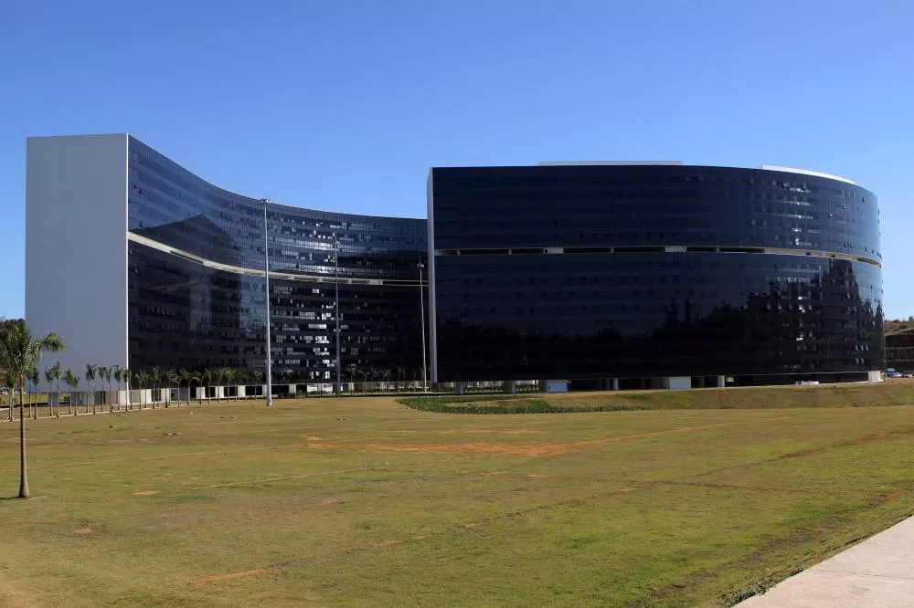 Governo de Minas suspende expediente na Cidade Administrativa por causa de elevadores